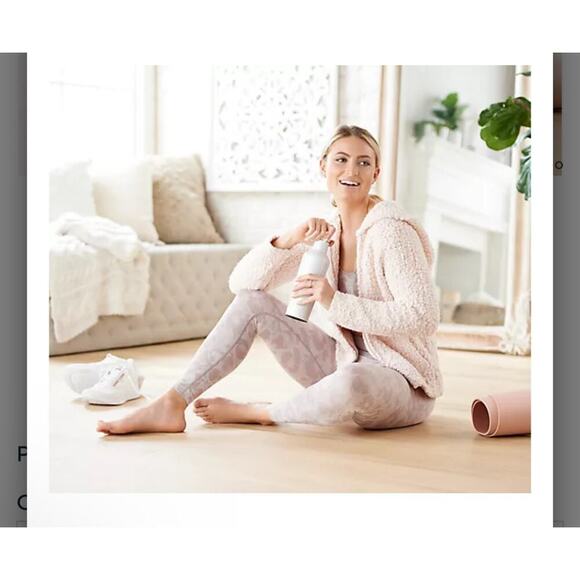 NWOT AnyBody Women's Pink Floral Jacquard Knit Leggings Size L Loungewear Barbie - Picture 2 of 10